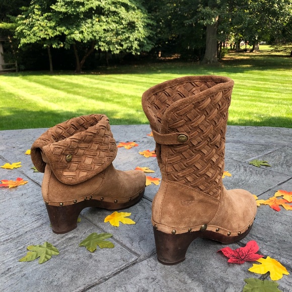UGG Shoes - 🎈S A L E 🎈UGG AUSTRALIA LYNNEA ARROYO CLOG